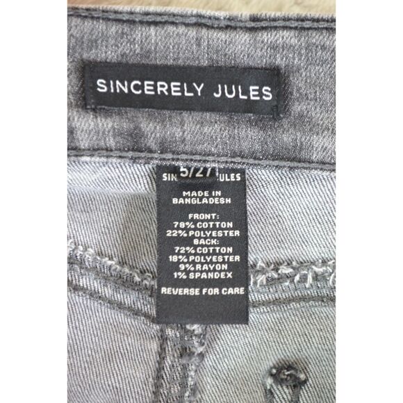 Sincerely Jules Women's 5/27 Black Acid Washed Jean Shorts - Picture 3 of 15